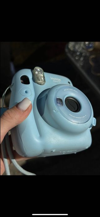 Полароїд Instax 11