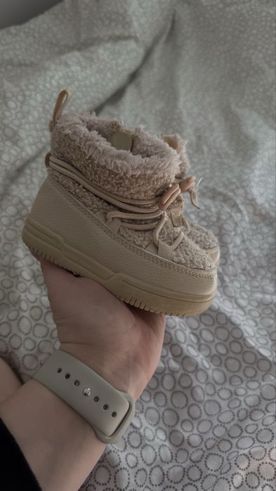 Черевики дитячі hm