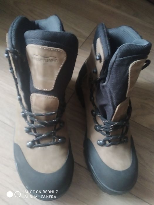 Ботинки треккинговые 43размер.