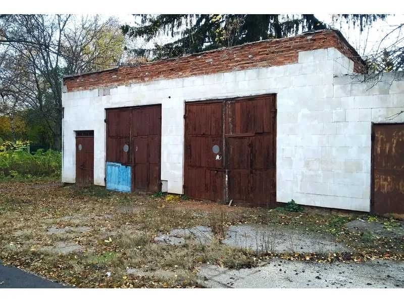 ПРОДАЖ - Група будівель, загальною площею 215,7 кв.м. м. Знам’янка