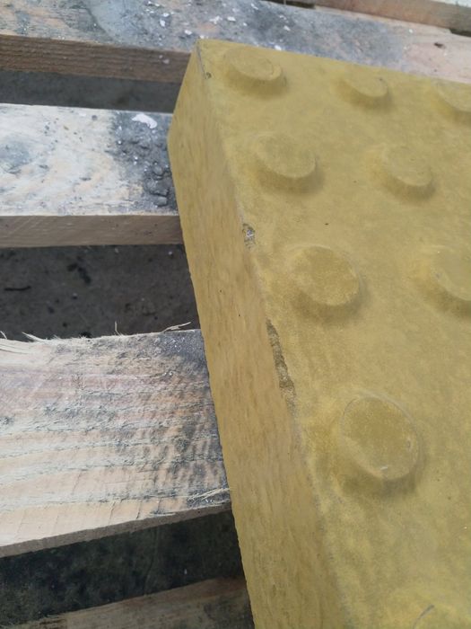 Тактильна плитка 2 сорт.