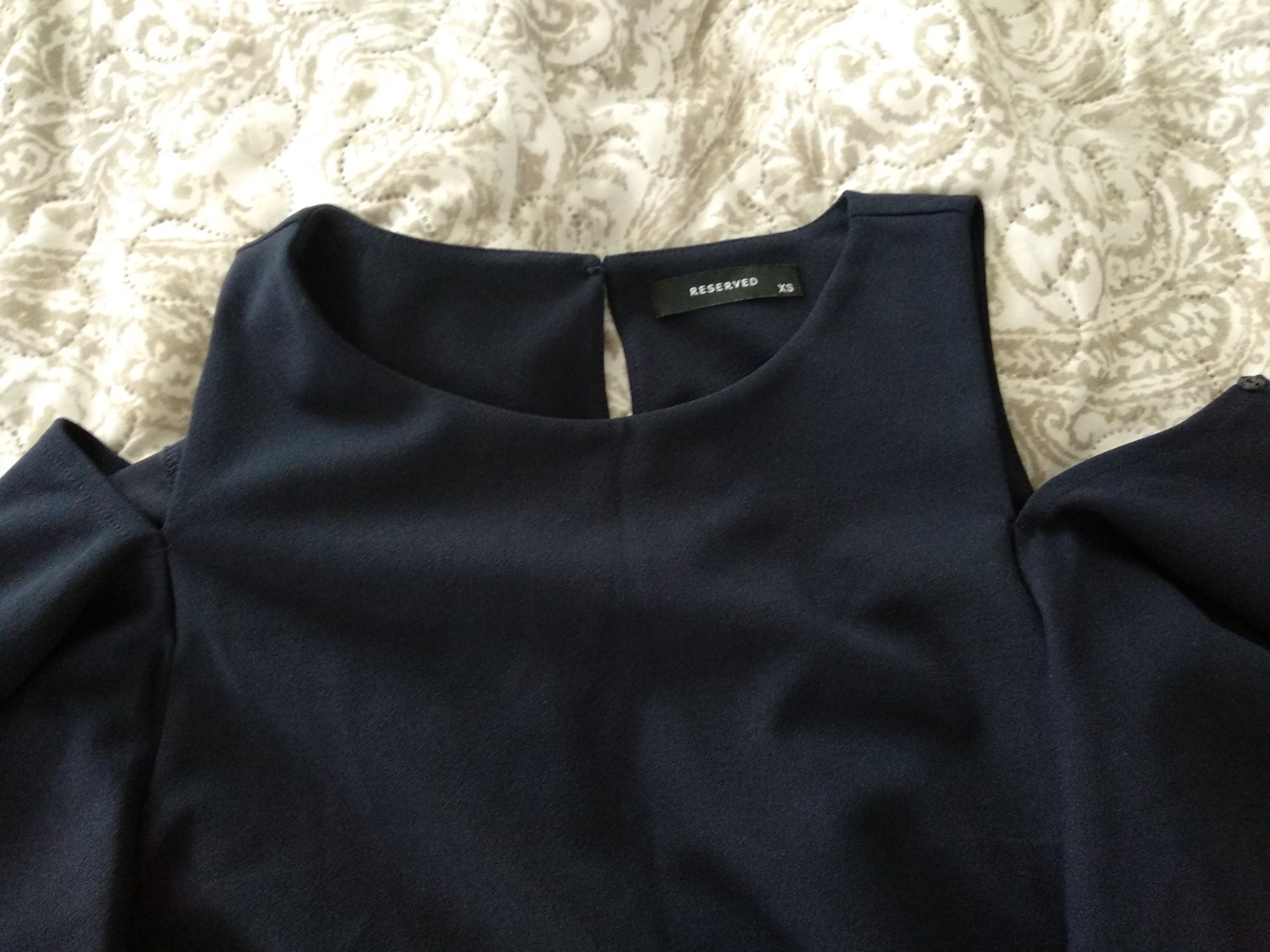 Dwie eleganckie bluzki Reserved rozm. XS /S