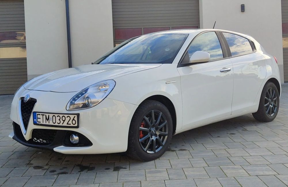 Alfa Romeo Giulietta Alfa Romeo Giulietta 1.6jtdm 105km 2010