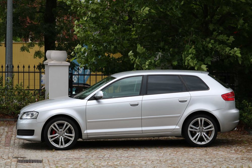 AUDI A3 SPORTBACK 1,8 LIFT w Automacie LEDY Xenon Zamiana