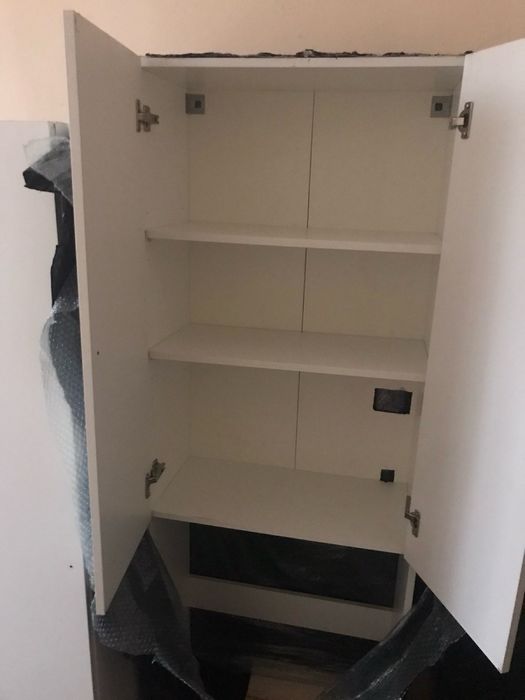 Шкафчик в ванную