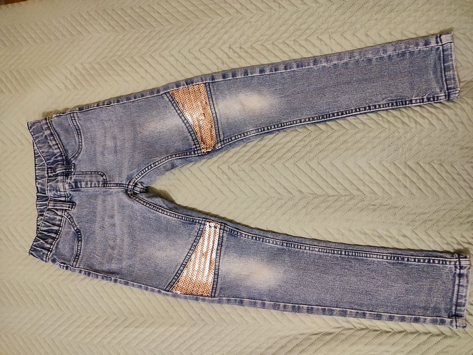Legginsy dziewczęce z cekinami r.128