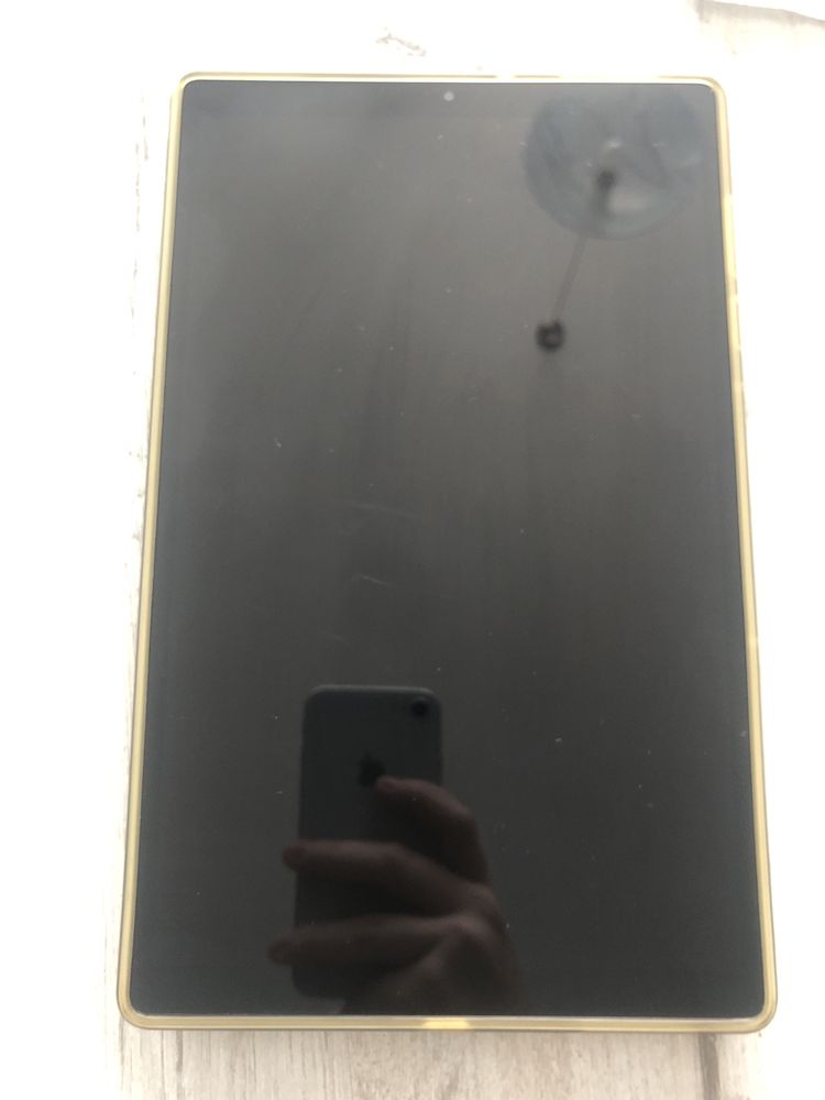 Tablet lenovo tab m10 HD + etui bez ładowarki