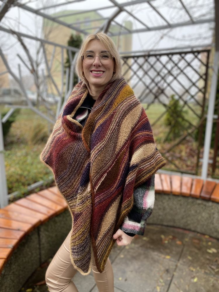 Chusta drutowa handmade duża Miss Grace