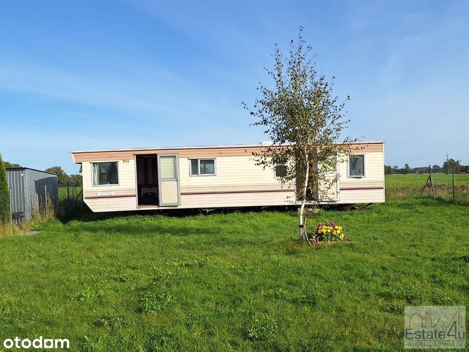 Działka nad morzem z domkie letniskowym