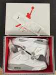 "Buty sportowe damskie" Jordan_4_retro_White_Oreo_rozmiar.40