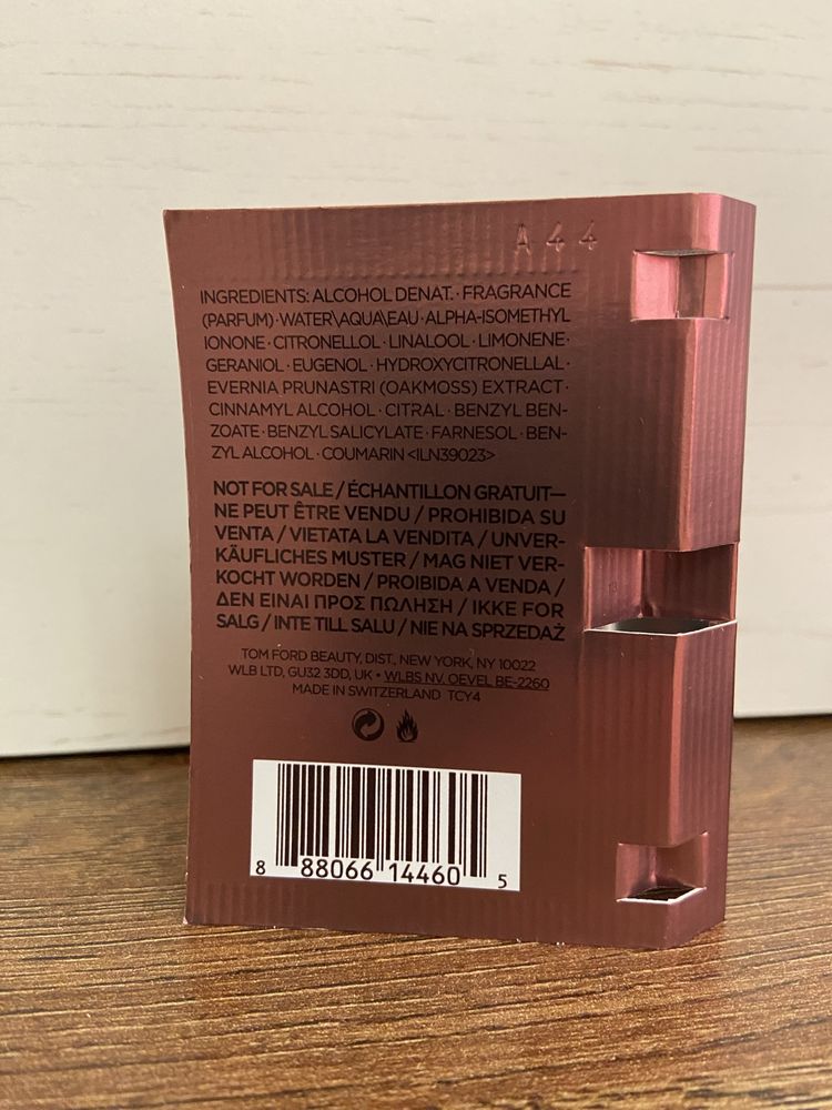 TOM FORD Cafe Rose. Парфумована вода унісекс 1,5 мл
