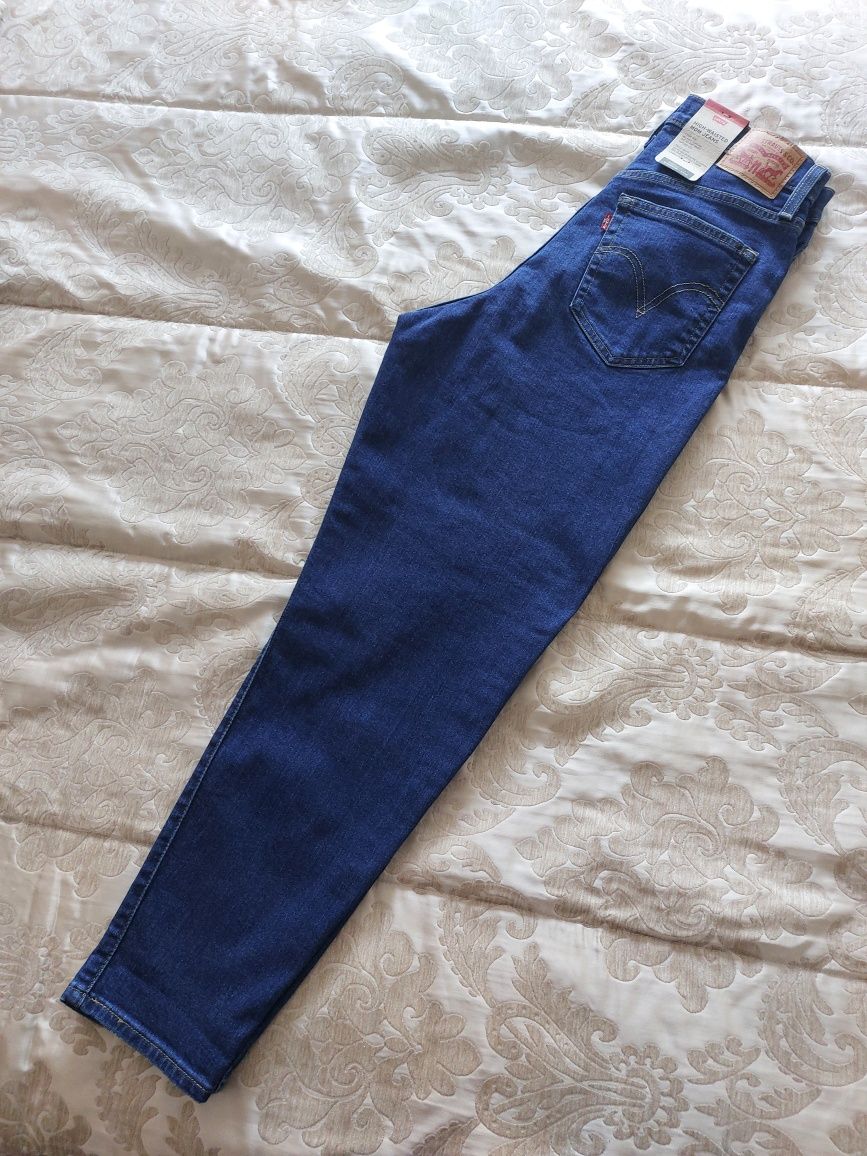 Jeans Levi's novo com etiqueta