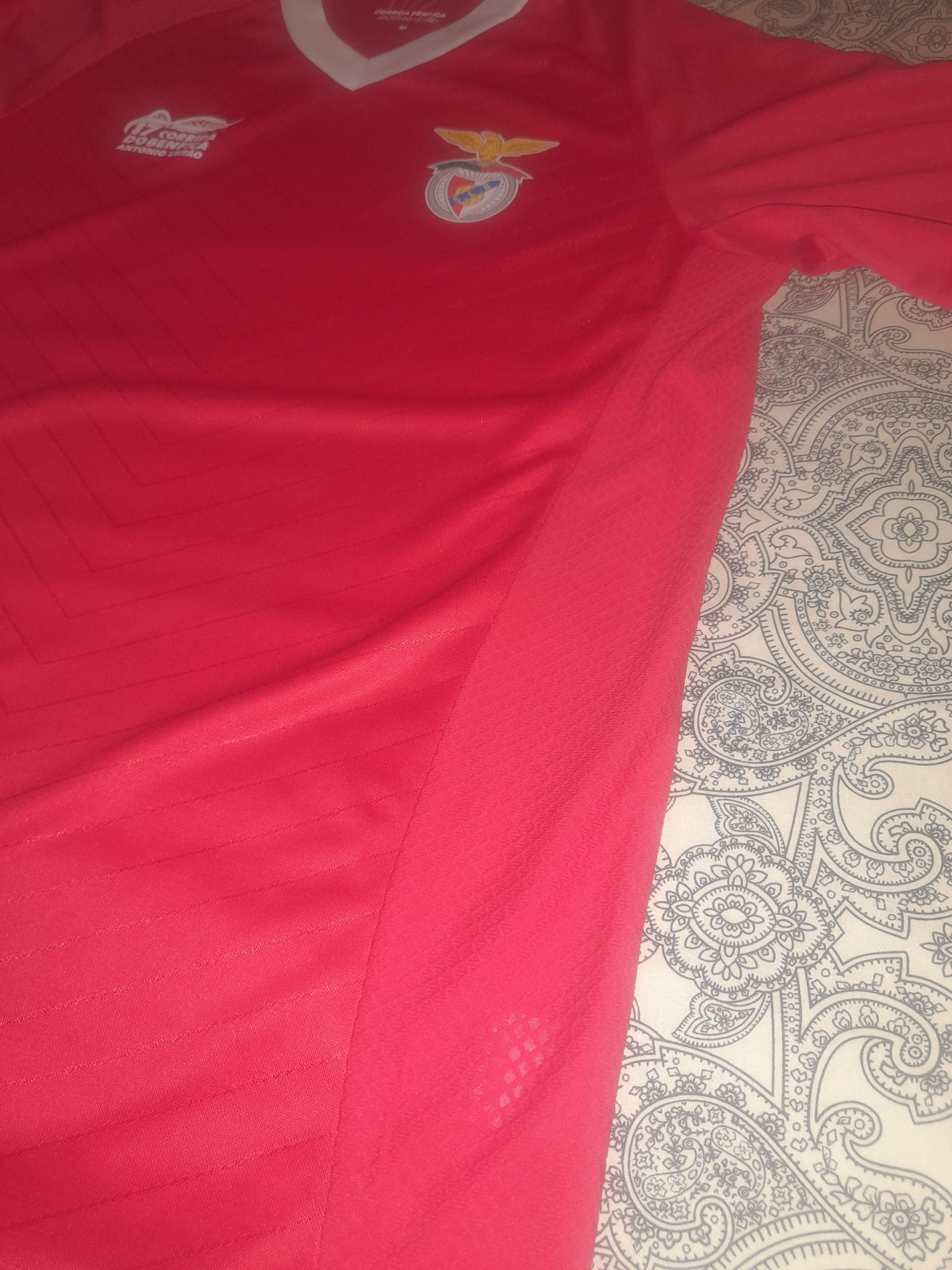 T-shirt e saco "corrida do Benfica"