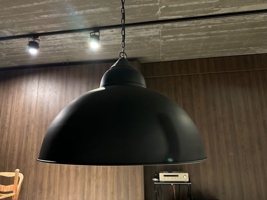 Lampa loftowa duża wiszaca