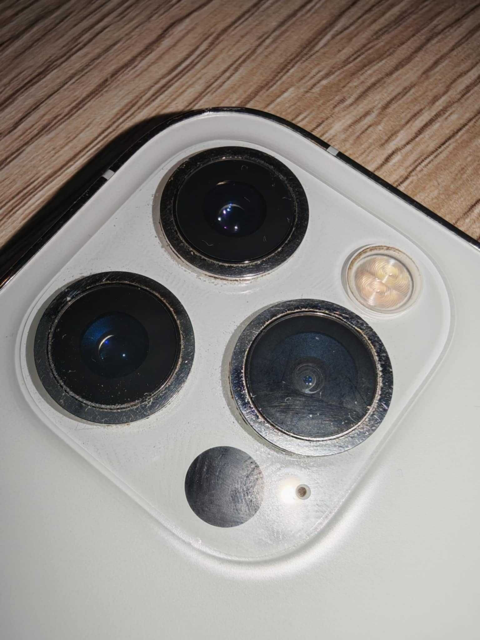 iPhone 12 pro 100%baterii