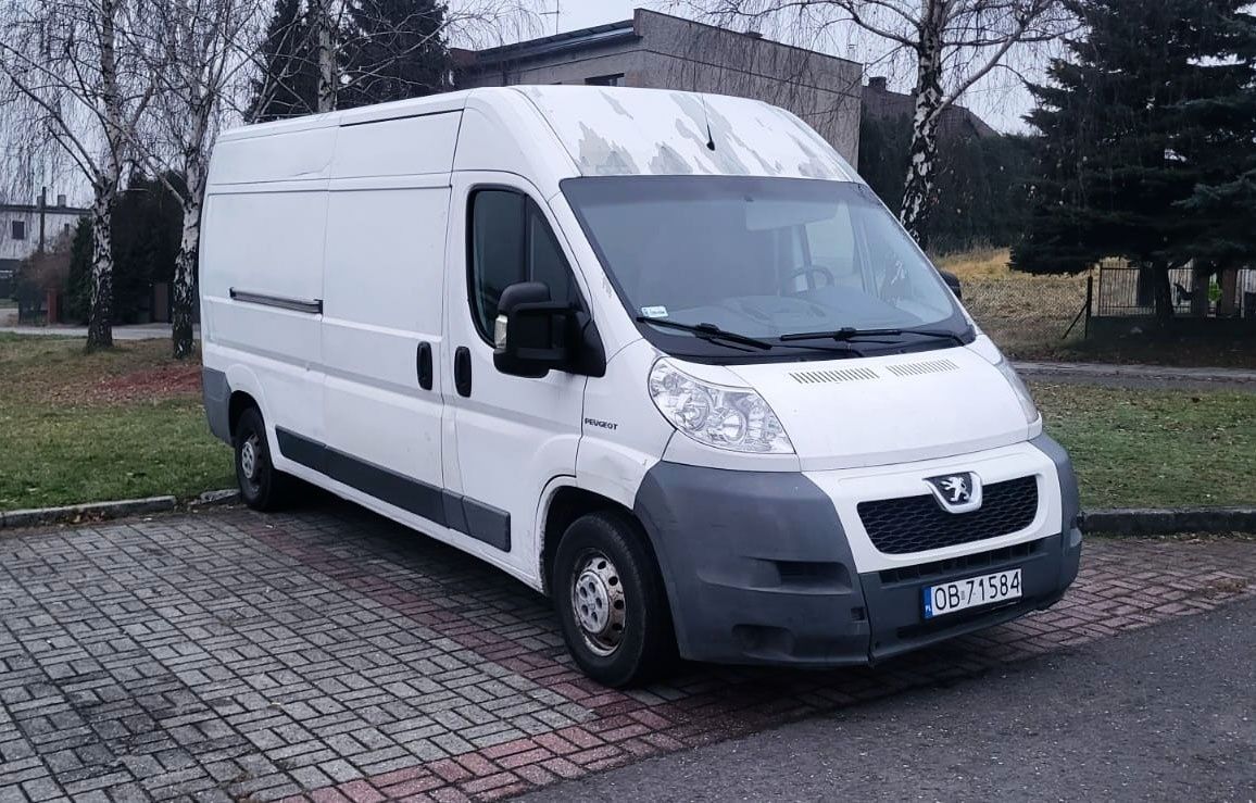 Wynajem busów bez kaucji! Transport towarów.