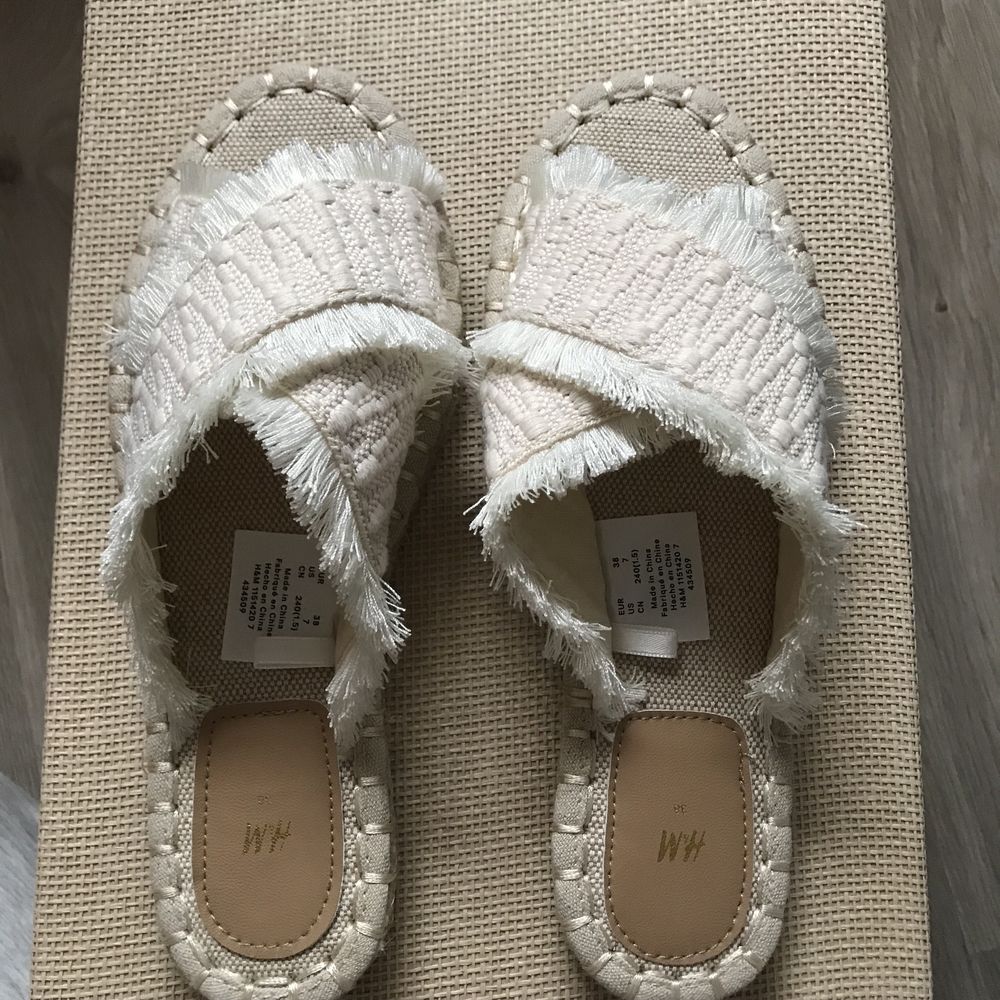 Klapki espadryle H&M