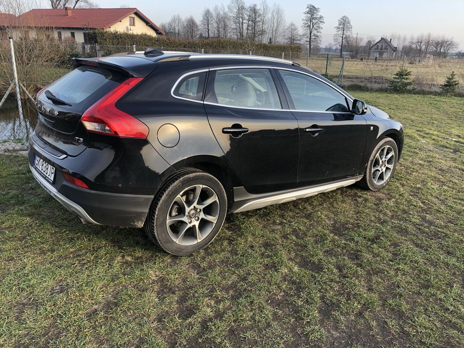Volvo v 40 ,T3 ,2016  cros cuntry ,  ocean  race , niski przebieg