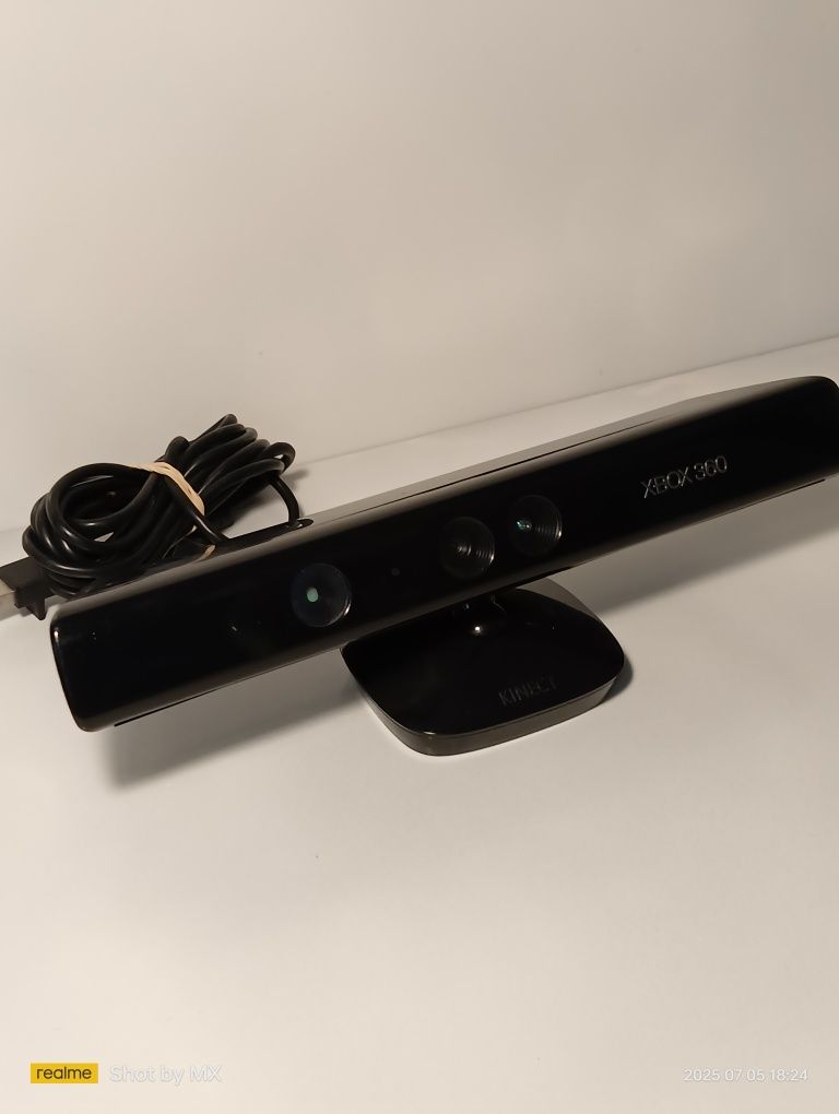 Kinect do Xbox 360 sensor MICROSOFT do starszych i nowszych modeli