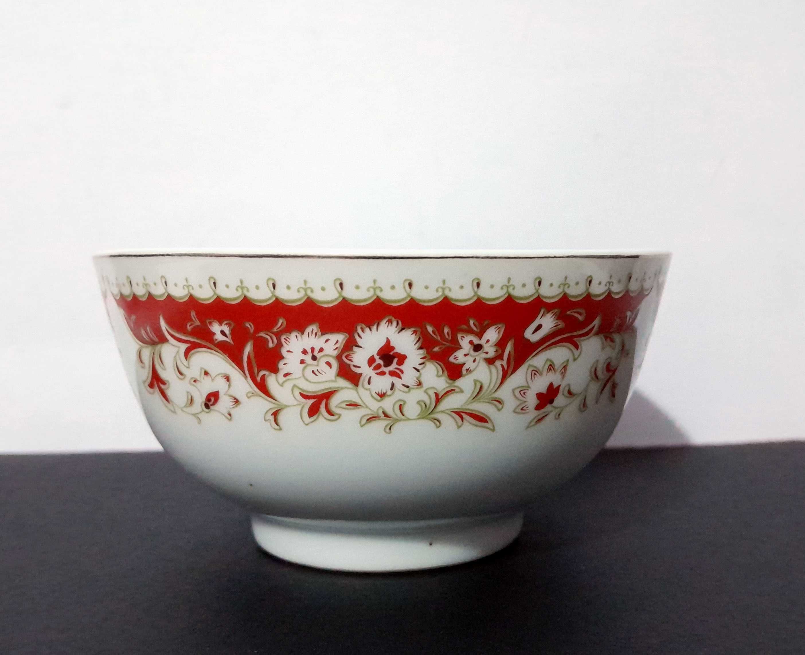 Taça porcelana chinesa antiga Zhongguo Zhi Zao