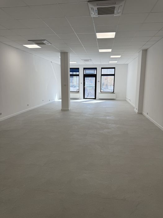 Lokal handlowo-usługowy 90m2