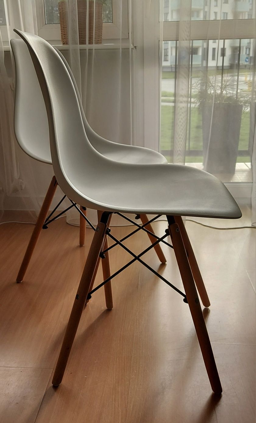 Dwa krzesła DSW Milano nowoczesne białe styl skandynawski
