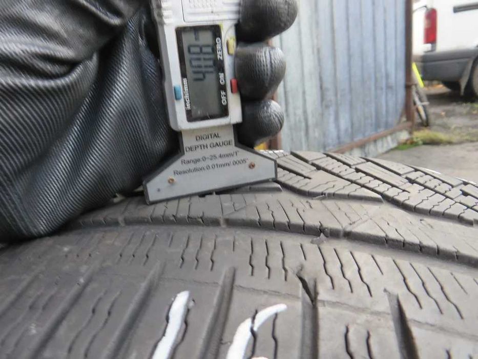 235/45 R19 98W Michelin PilotAlpinPa4 зима 1штука Одиночка без пари