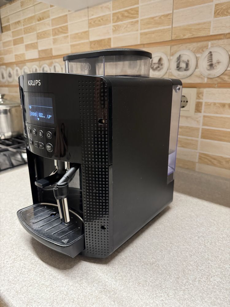 Кавоварка кофемашина KRUPS ESSENTIAL EA815070 з Німеччини