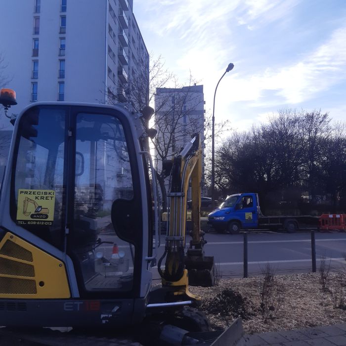 Przeciski przewierty minikoparka Przylacze wody