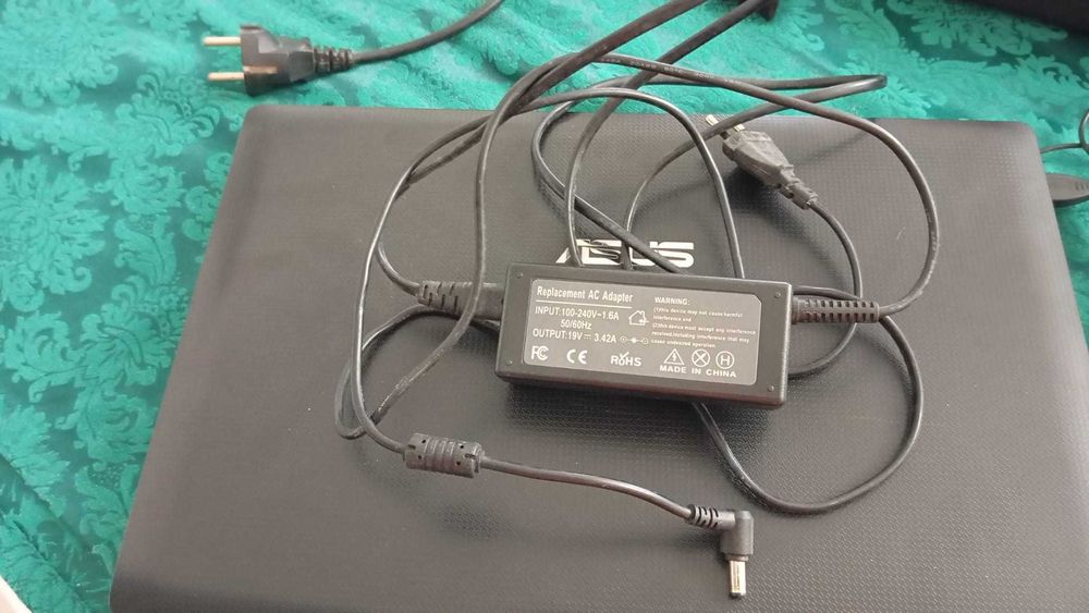 computador portátil + transformador