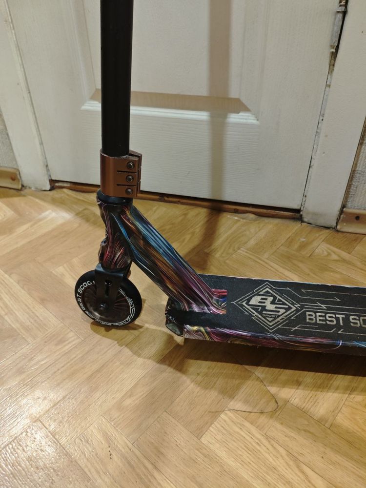 Продам самокат трюковой