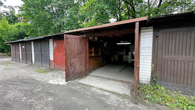 Murowany garaż do wynajęcia Rembertowska Grunwald Południe - od zaraz