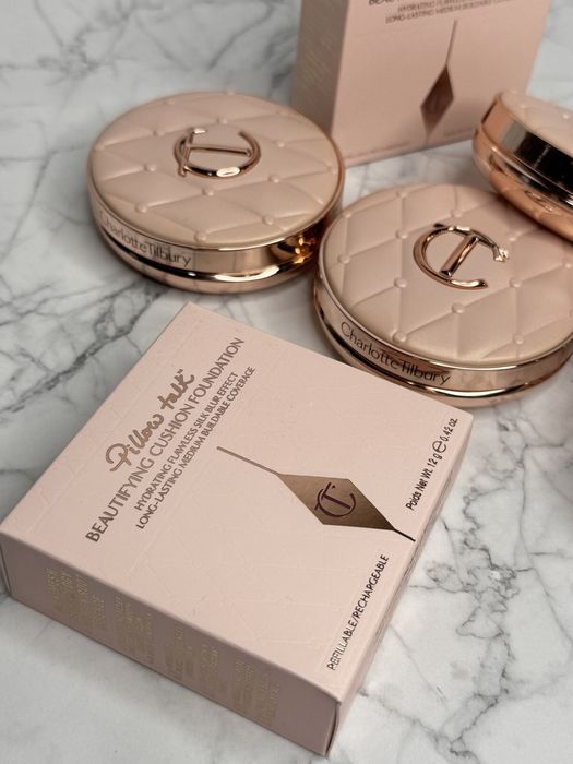 Тональний кушон Charlotte Tilbury Pillow Talk 1N
