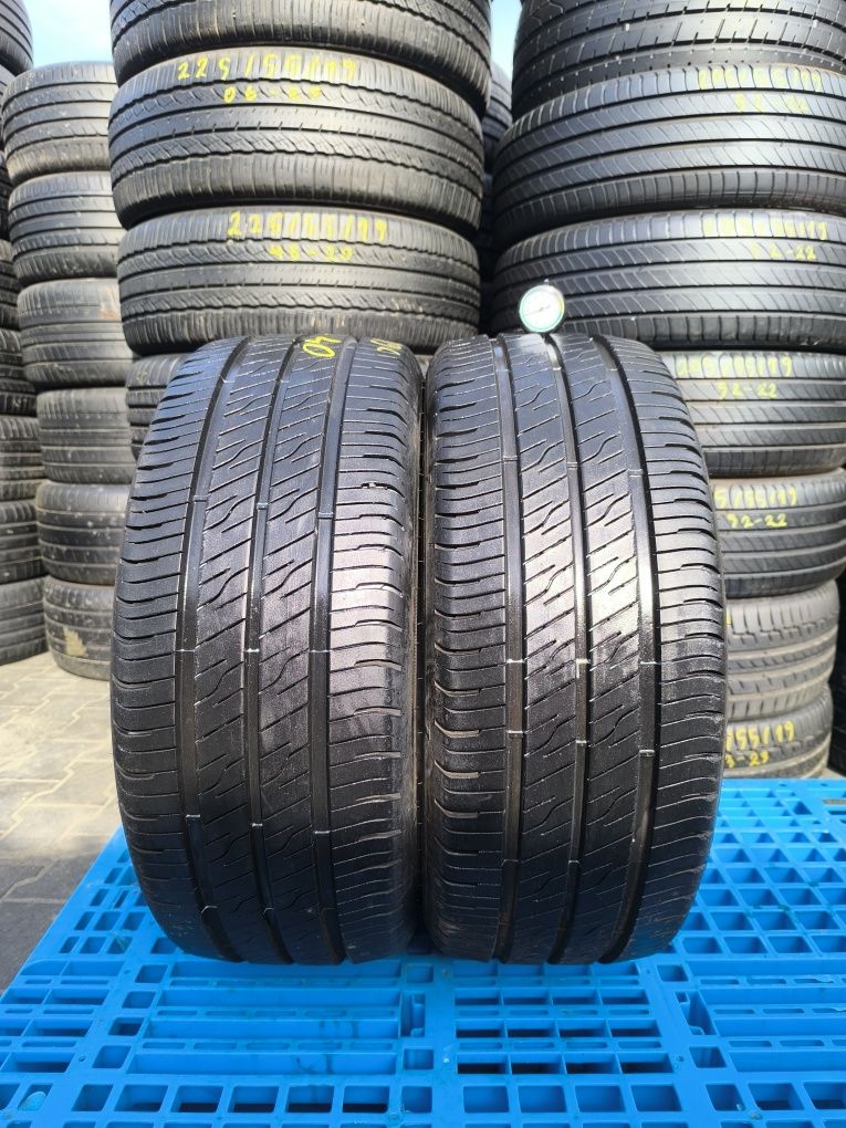*Opony Goodyear efficient grip cargo 2 235/50/19C  para