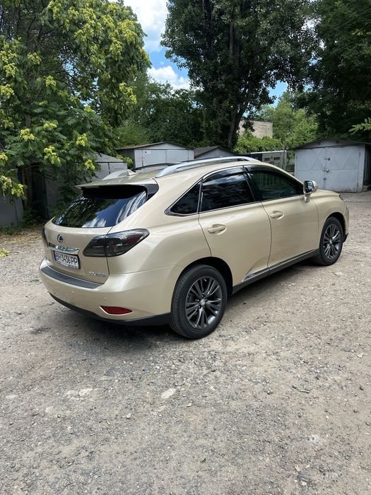 Продам Lexus RX450h