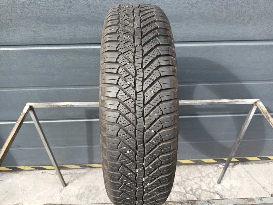 175/65R17 Semperit AllSeasonGrip opona pojedynka całoroczna 7,5mm P784