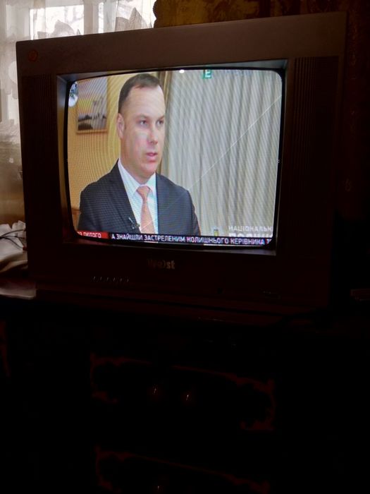 Продам телевизор West.