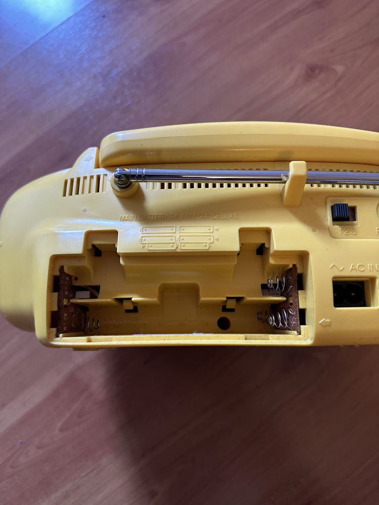 Radio cassetes LG