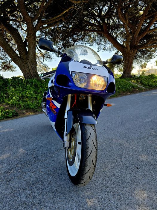 Suzuki Gsxr - 750 Oportunidade