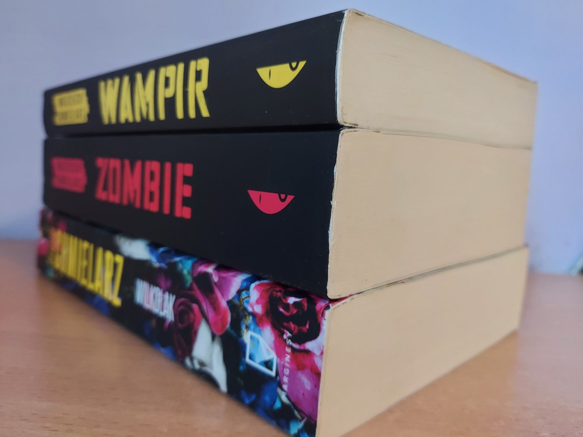 Wojciech Chmielarz Wilkołak, Zombie, Wampir