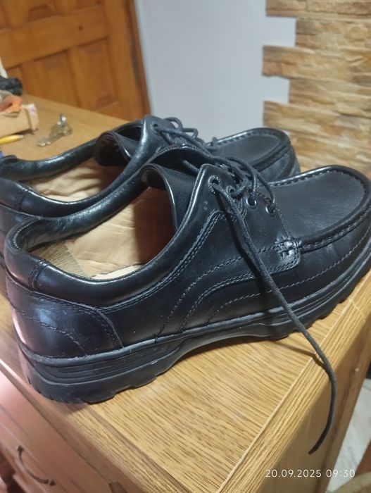 Взуття чоловіче Clarks