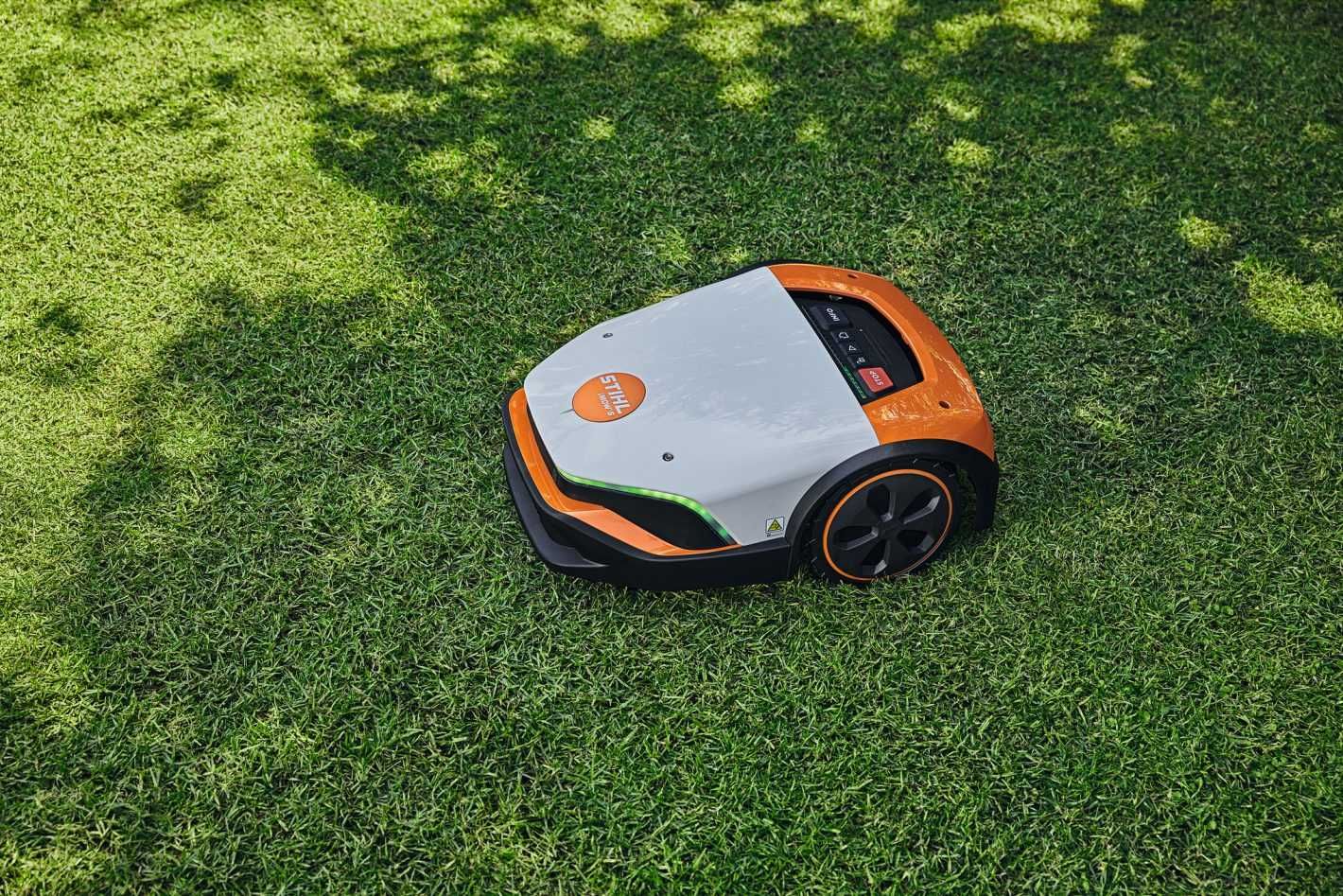 Robot koszący STIHL iMOW 5 Kosiarka automatyczna MONTAŻ