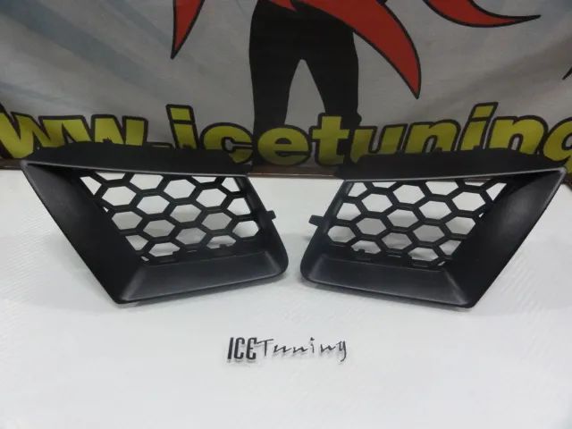 Grelha Frontal lateral em favo de mel para Seat Ibiza 6L 2002-2008 tipo Cupra em plástico