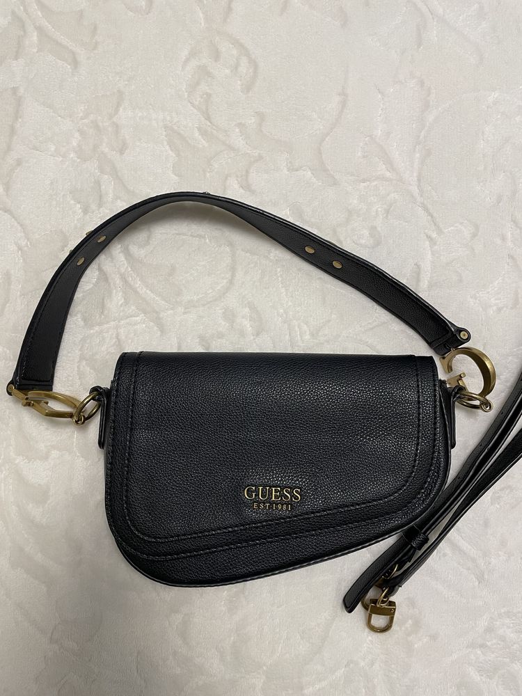 Сумка Guess