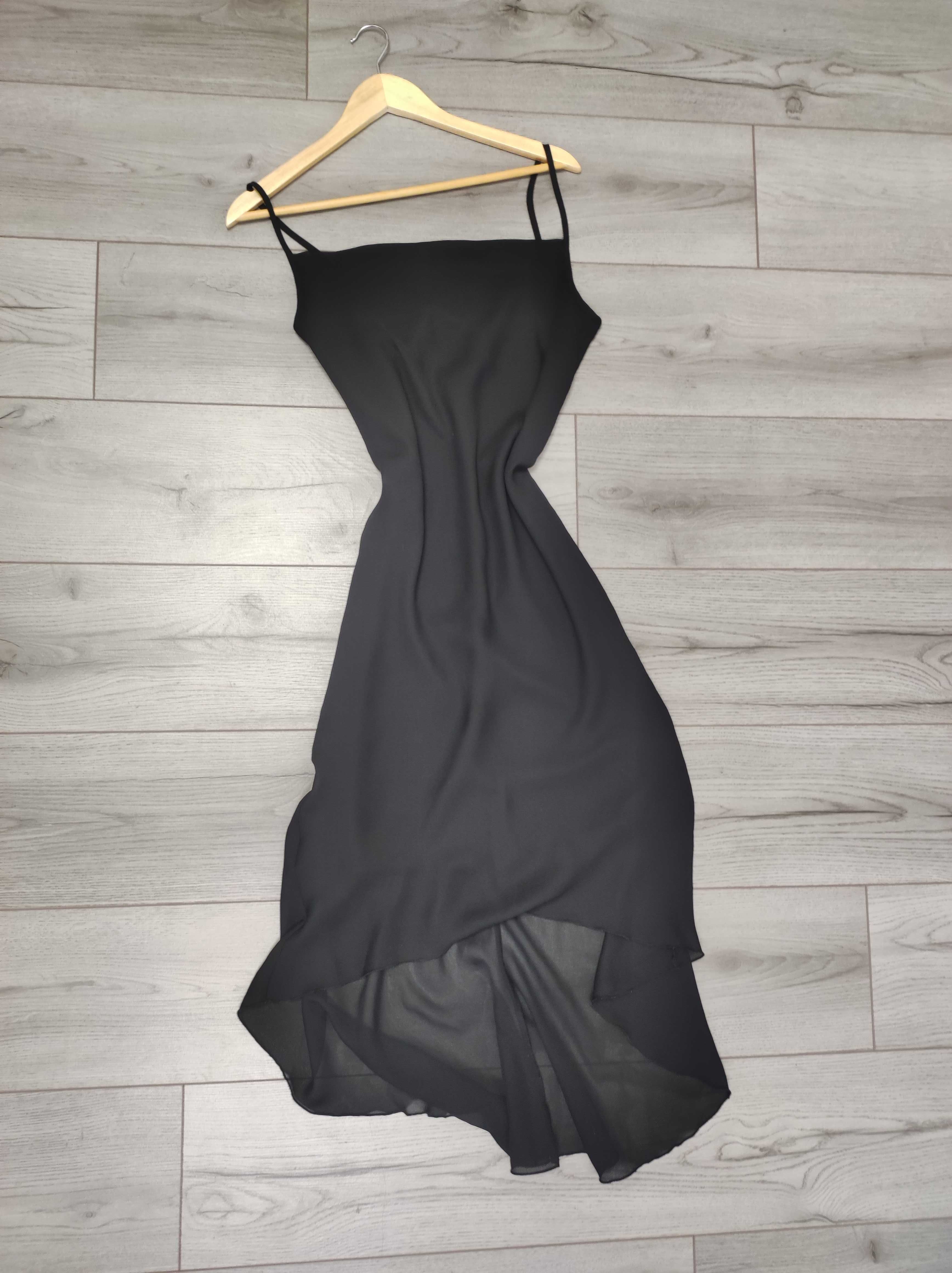 Чорна шифонова сукня