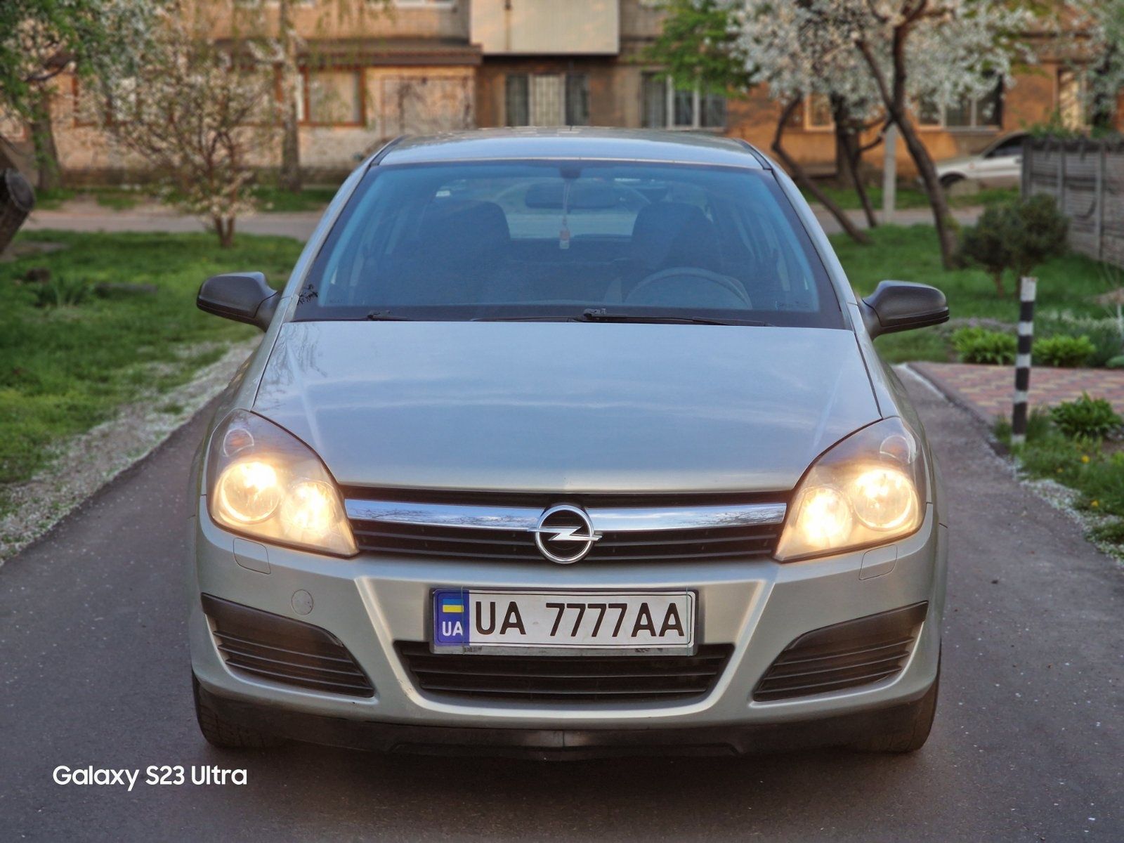 Opel Astra H. Офіційна