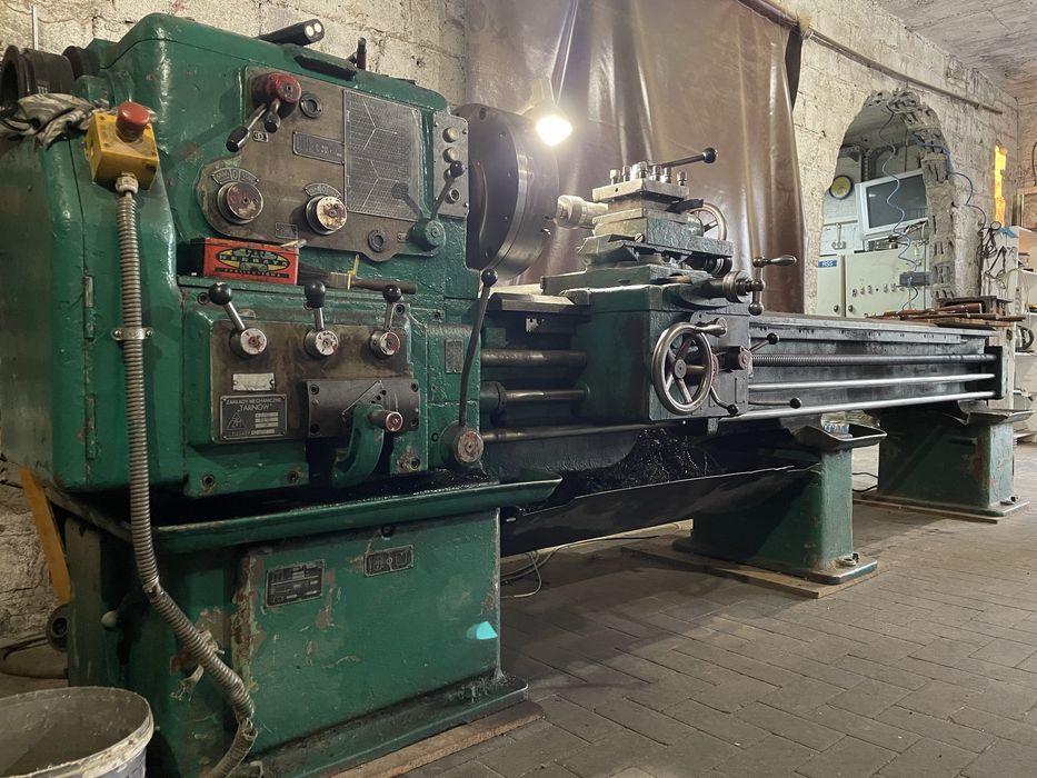 Uslugi tokarsko - ślusarkie