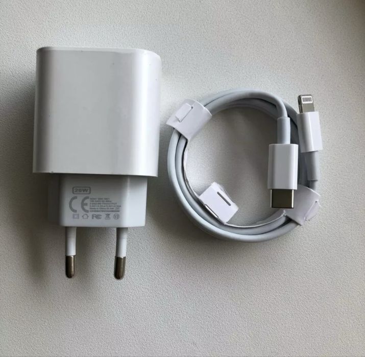 Быстрая зарядка на айфон 20W США  Швидка зарядка для айфон комплект