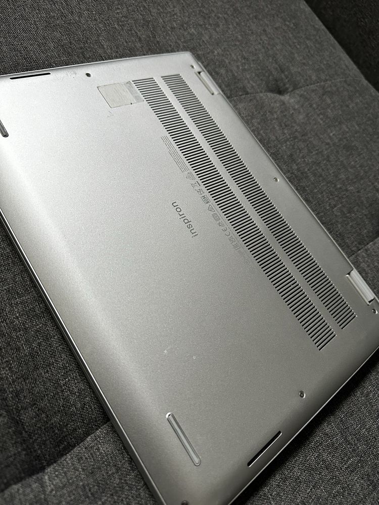 Laptop Dell Inspiron 14 5425 – Ryzen 7 / 16GB RAM / Windows 11