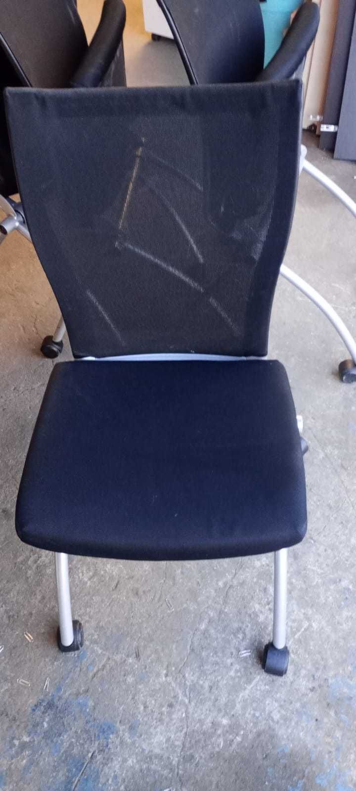 Krzesło konfernecyjne Haworth Comforto czarne krzesło biurowe krzesła